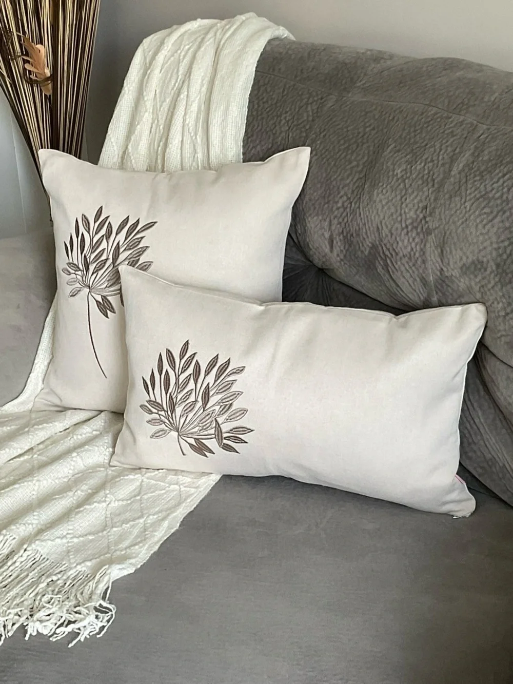 2pcs Pillow Covers (Inner Pillow Not Included),
